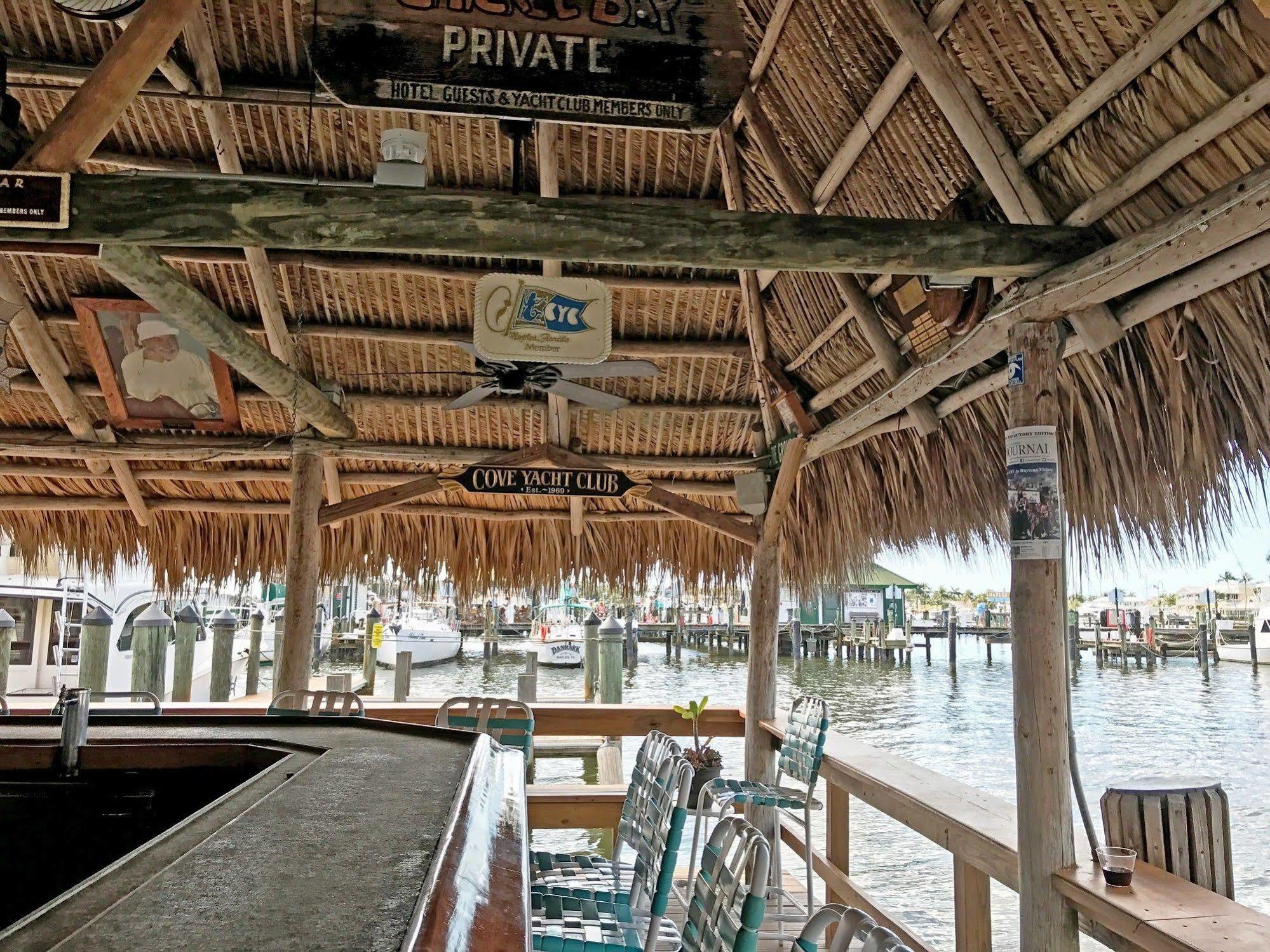 Cove Inn On Naples Bay المظهر الخارجي الصورة