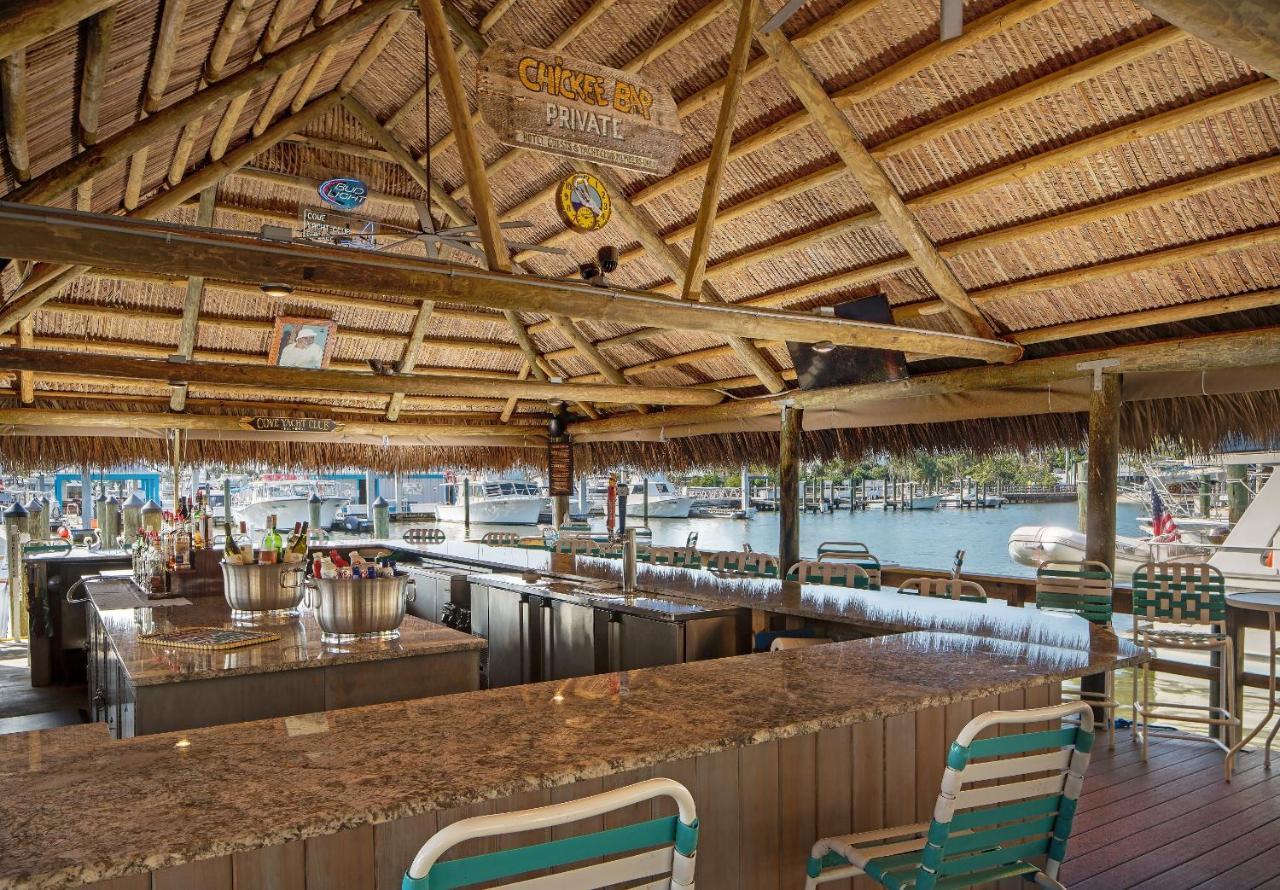 Cove Inn On Naples Bay المظهر الخارجي الصورة