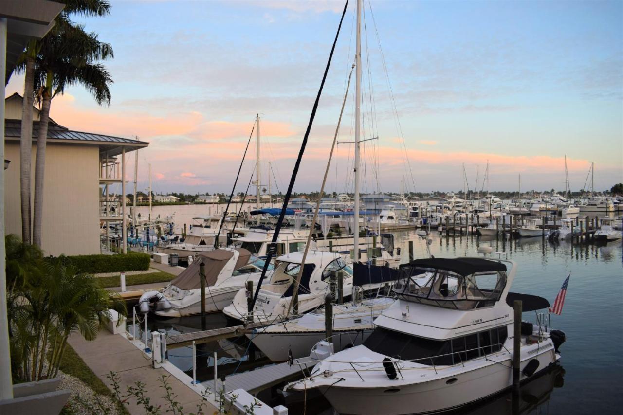 Cove Inn On Naples Bay المظهر الخارجي الصورة